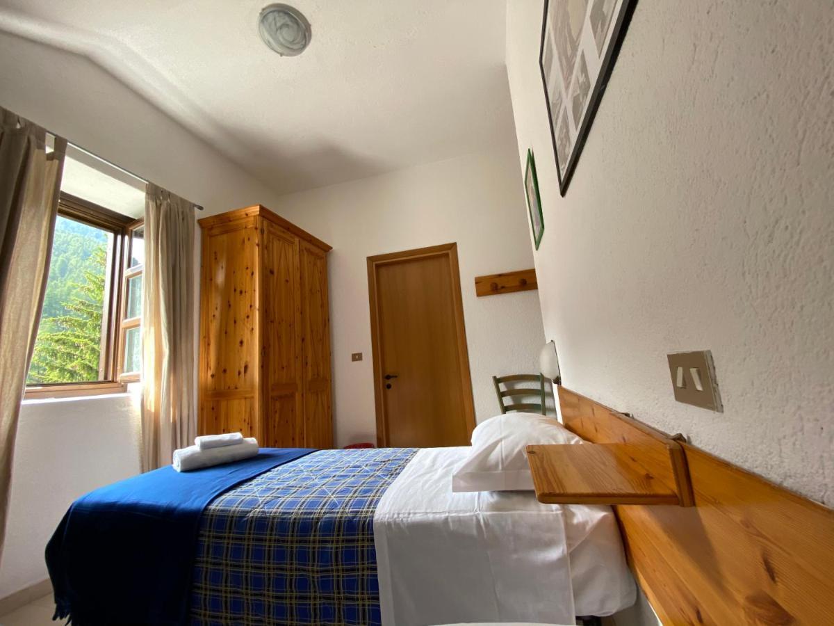 Chalet Della Luna Claviere Exterior foto